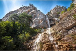 Самые красивые водопады рядом с Ялтой: ТОП-3