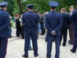 Участниц «панковского молебна» в храме сотрудники полиции искали в «Русской службе новостей»